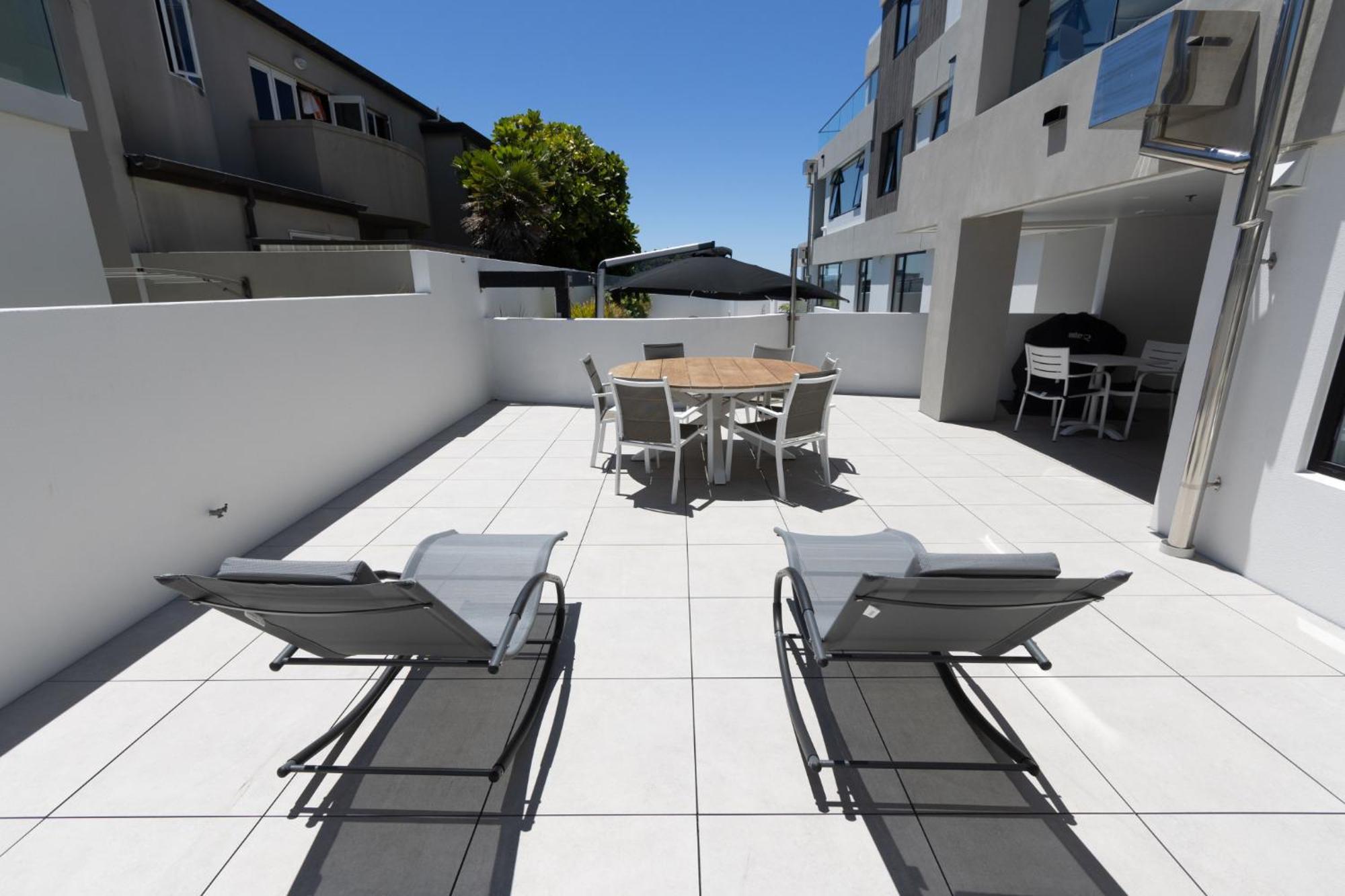 Belle Mer Beachfront Apartments - Self Serviced Mount Maunganui Eksteriør billede